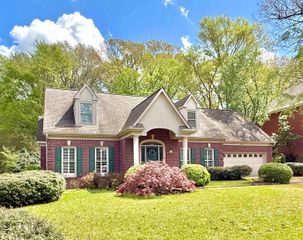 756 CRESTOVER DR, Collierville, TN 38017