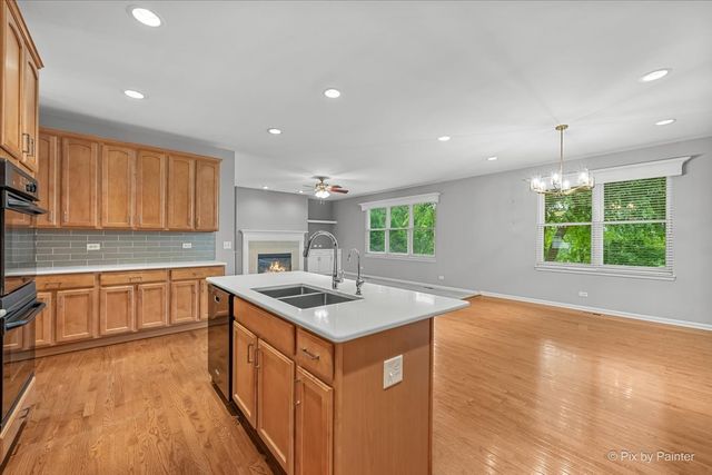 341 Foxford Drive, Cary, IL 60013