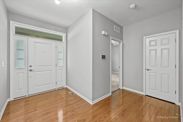 341 Foxford Drive, Cary, IL 60013