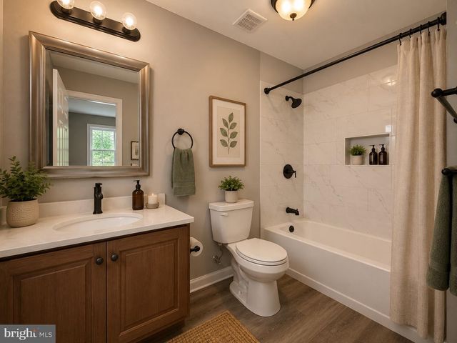 1205 E 43RD ST, Baltimore, MD 21239
