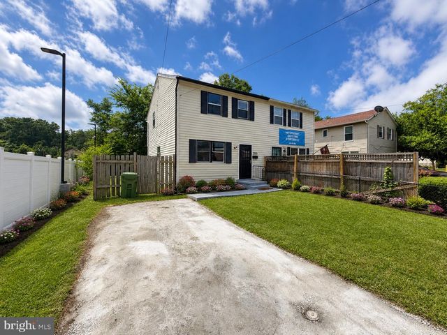 1205 E 43RD ST, Baltimore, MD 21239