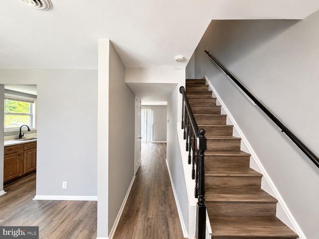 1205 E 43RD ST, Baltimore, MD 21239