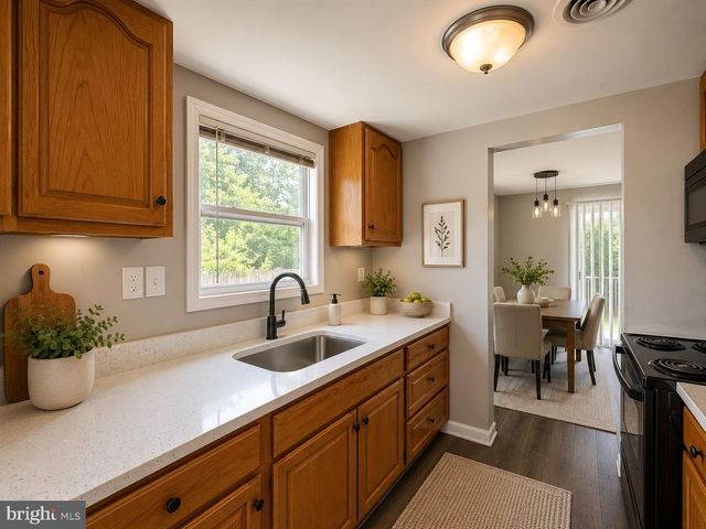 1205 E 43RD ST, Baltimore, MD 21239