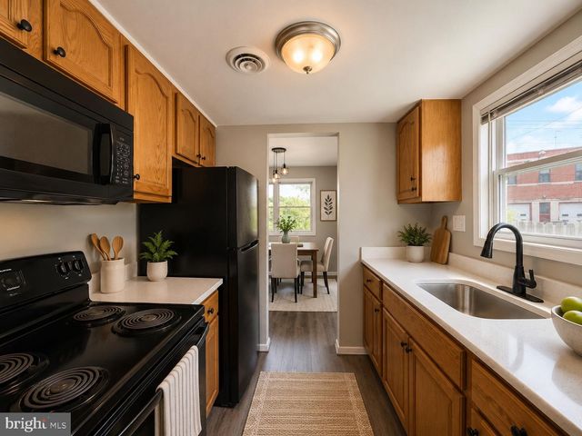 1205 E 43RD ST, Baltimore, MD 21239