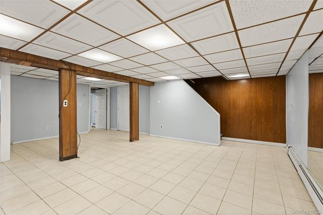 11 Marlboro Lane, East Islip, NY 11730