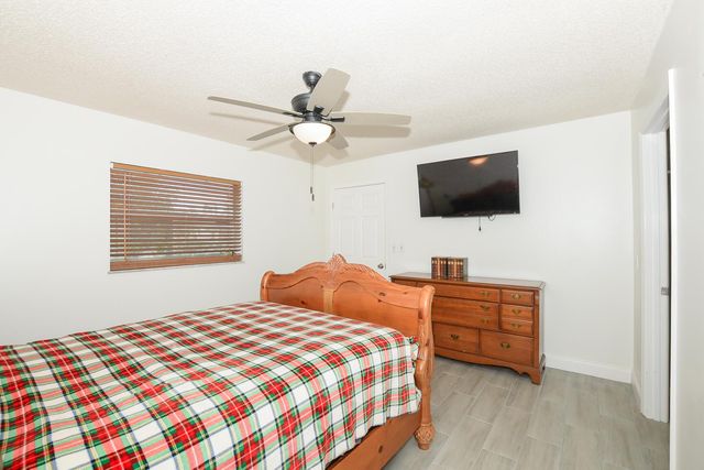 5409 Sunset Boulevard, Fort Pierce, FL 34982