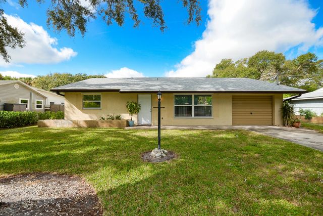 5409 Sunset Boulevard, Fort Pierce, FL 34982