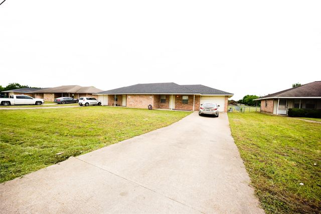 600 Pratt Road, Red Oak, TX 75154