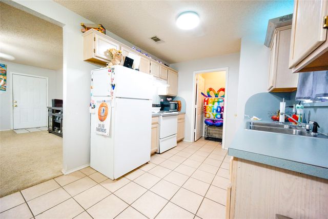 600 Pratt Road, Red Oak, TX 75154