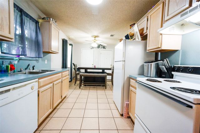 600 Pratt Road, Red Oak, TX 75154