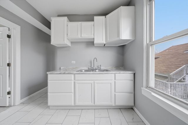 1417 S 48TH Court, Cicero, IL 60804