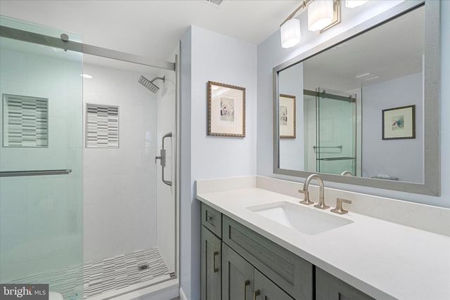 5505 SEMINARY RD #2205N, Falls Church, VA 22041