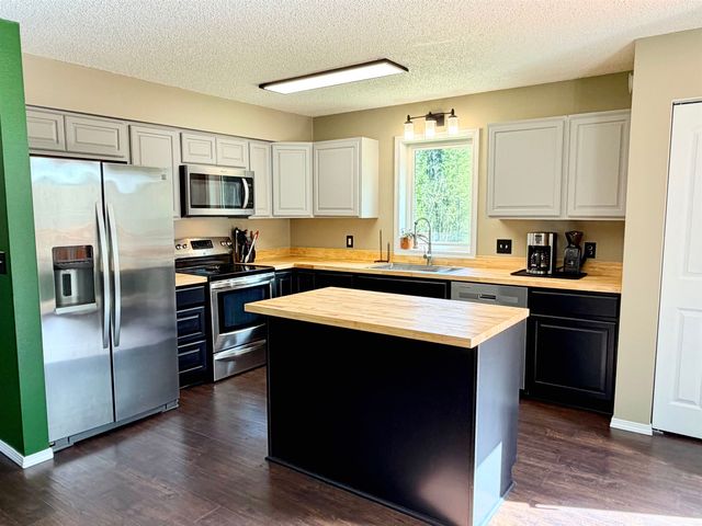 3361 WHITE SPRUCE DRIVE, North Pole, AK 99705