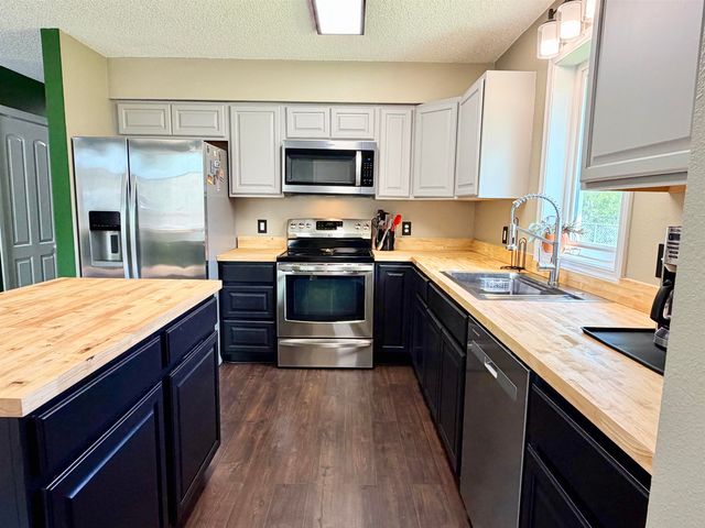 3361 WHITE SPRUCE DRIVE, North Pole, AK 99705