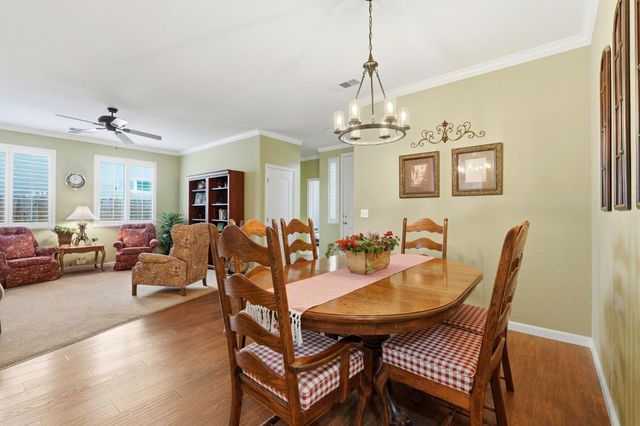 1631 Kamm Avenue, Kingsburg, CA 93631