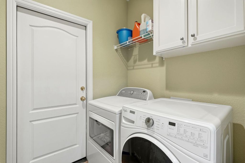 Image 23 of property listing at 1631 Kamm Avenue, Kingsburg, CA 93631