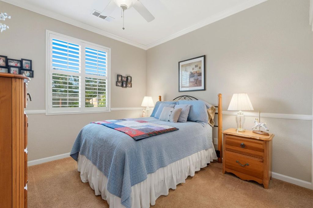 Image 30 of property listing at 1631 Kamm Avenue, Kingsburg, CA 93631