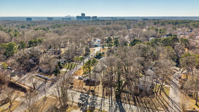 318 E Millbrook Road, Raleigh, NC 27609