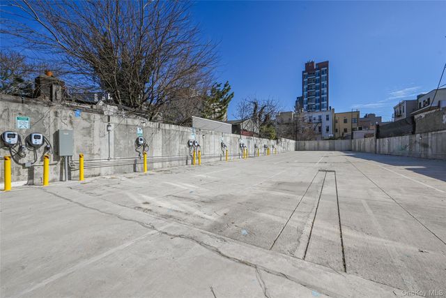 444 Graham Avenue 4F, Brooklyn, NY 11211