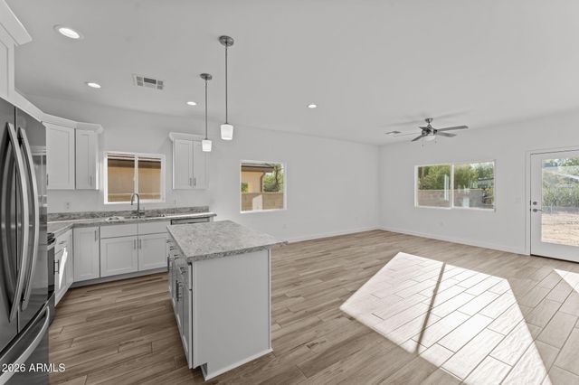 796 N DON FRANK Lane, Wickenburg, AZ 85390