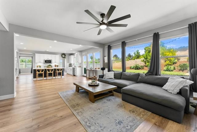 722 Banyan Court, San Marcos, CA 92069