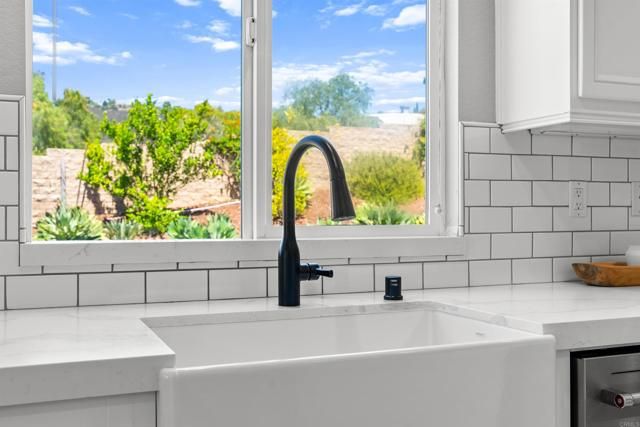 722 Banyan Court, San Marcos, CA 92069