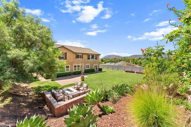 722 Banyan Court, San Marcos, CA 92069