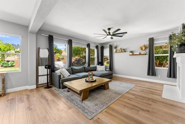 722 Banyan Court, San Marcos, CA 92069