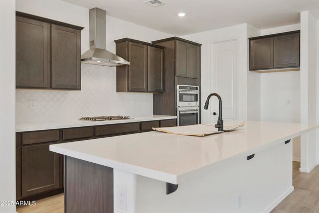 19028 W ROSE Lane, Waddell, AZ 85355