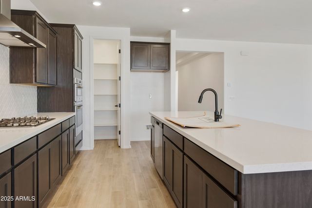 19028 W ROSE Lane, Waddell, AZ 85355