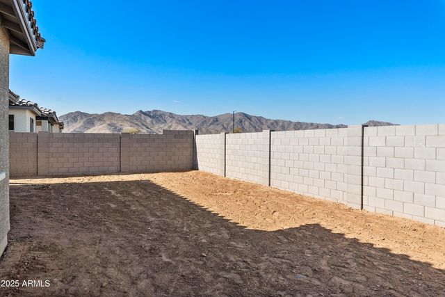 19028 W ROSE Lane, Waddell, AZ 85355