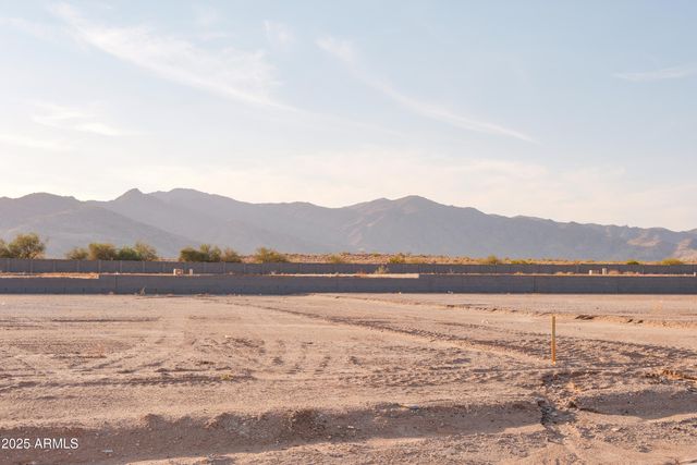 19028 W ROSE Lane, Waddell, AZ 85355