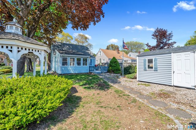 59 Robbins Avenue, Newington, CT 06111