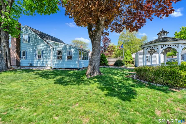 59 Robbins Avenue, Newington, CT 06111