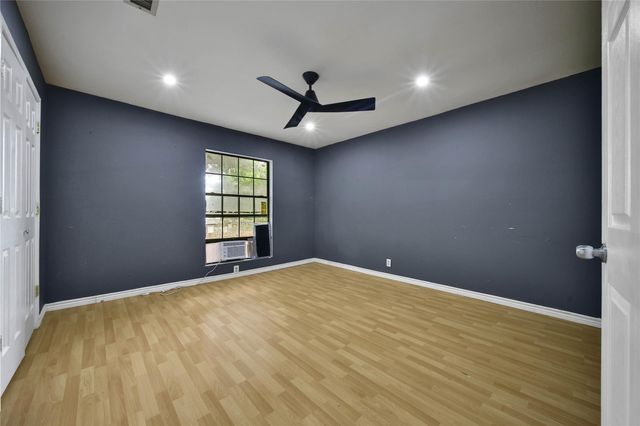 1206 N Cleveland Street, Dayton, TX 77535