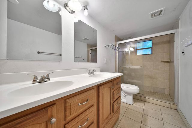 1206 N Cleveland Street, Dayton, TX 77535