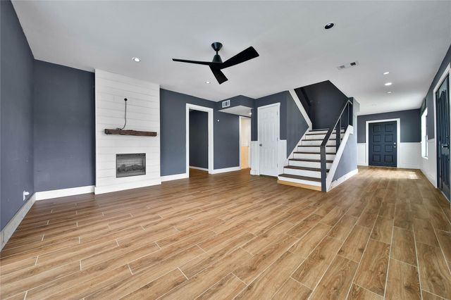 1206 N Cleveland Street, Dayton, TX 77535