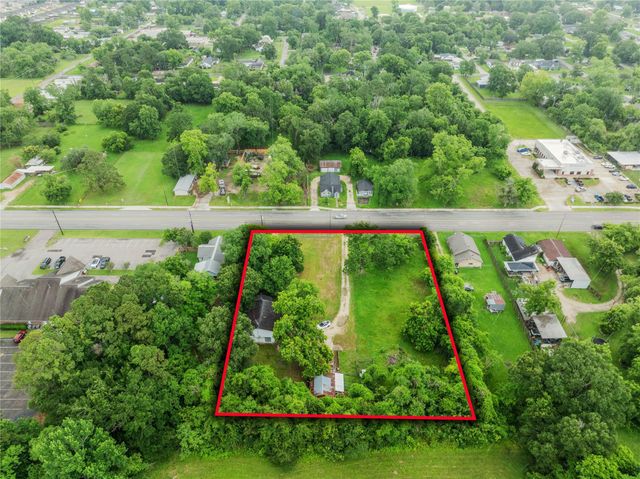 1206 N Cleveland Street, Dayton, TX 77535
