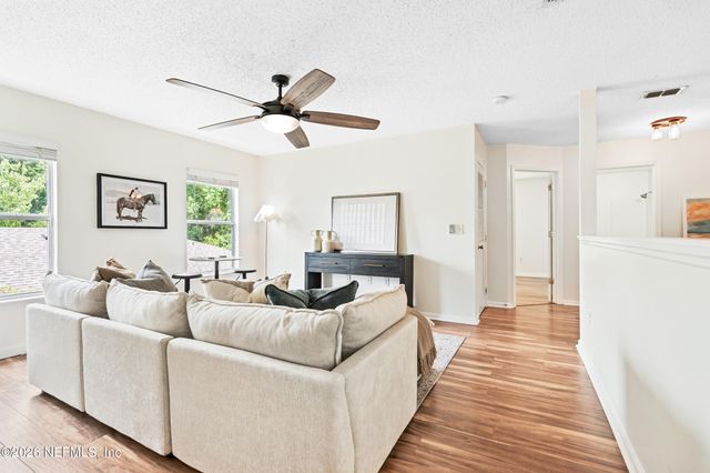 13469 ASHFORD WOOD Court E, Jacksonville, FL 32218