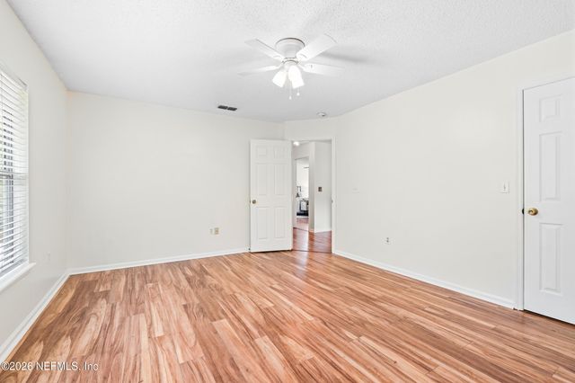 13469 ASHFORD WOOD Court E, Jacksonville, FL 32218