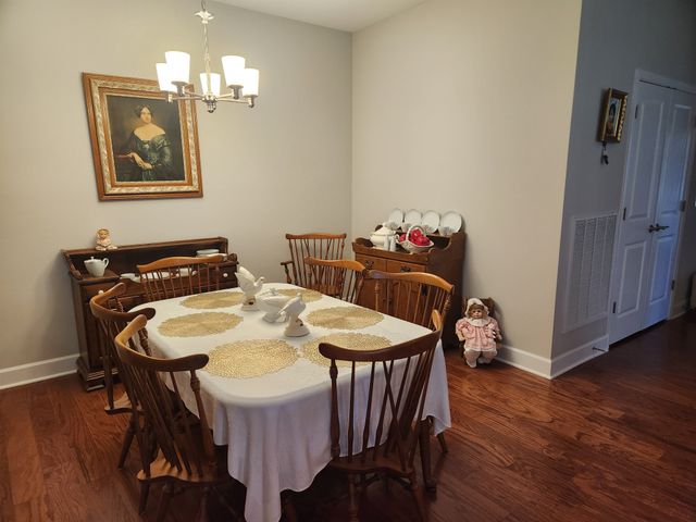 2338 Stonecenter Ln, Murfreesboro, TN 37128