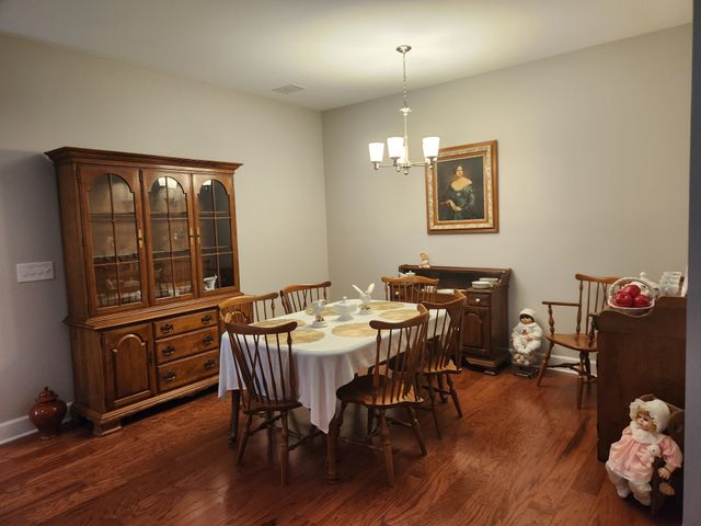 2338 Stonecenter Ln, Murfreesboro, TN 37128