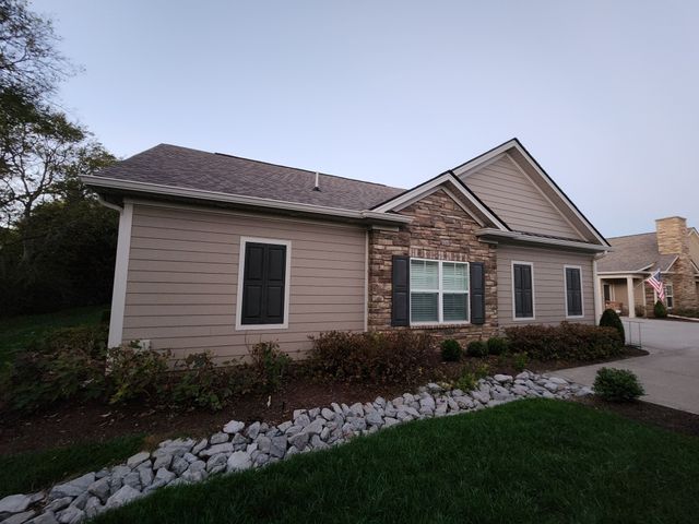 2338 Stonecenter Ln, Murfreesboro, TN 37128