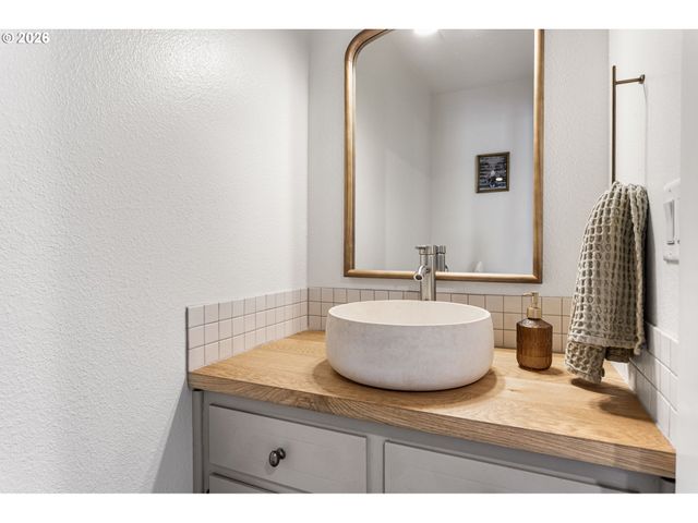 13136 Ne SUMAC Ct, Brush Prairie, WA 98606