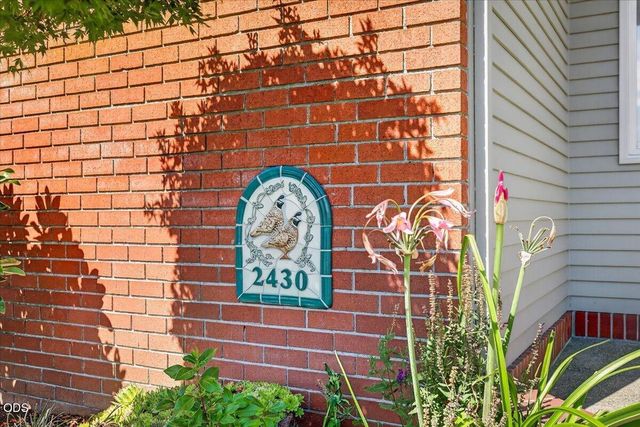 2430 Quail Run Drive, Medford, OR 97504