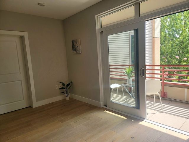 1650 Commonwealth Ave 304A, Boston, MA 02135