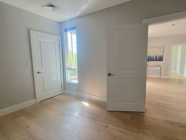 1650 Commonwealth Ave 304A, Boston, MA 02135