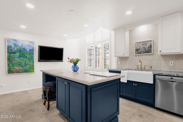 7330 E PALO VERDE Drive 22, Scottsdale, AZ 85250