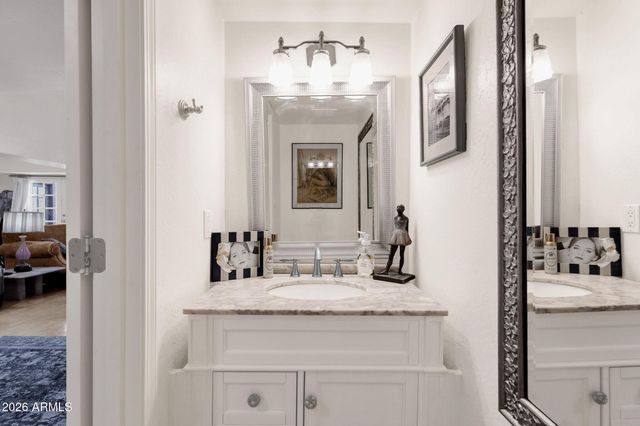7330 E PALO VERDE Drive 22, Scottsdale, AZ 85250