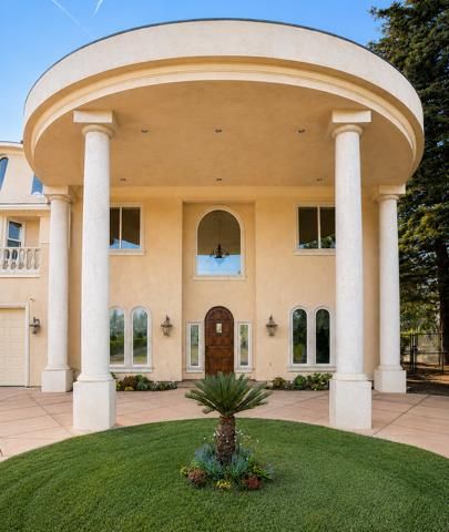 12622 Valley Vista Lane, Fresno, CA 93730